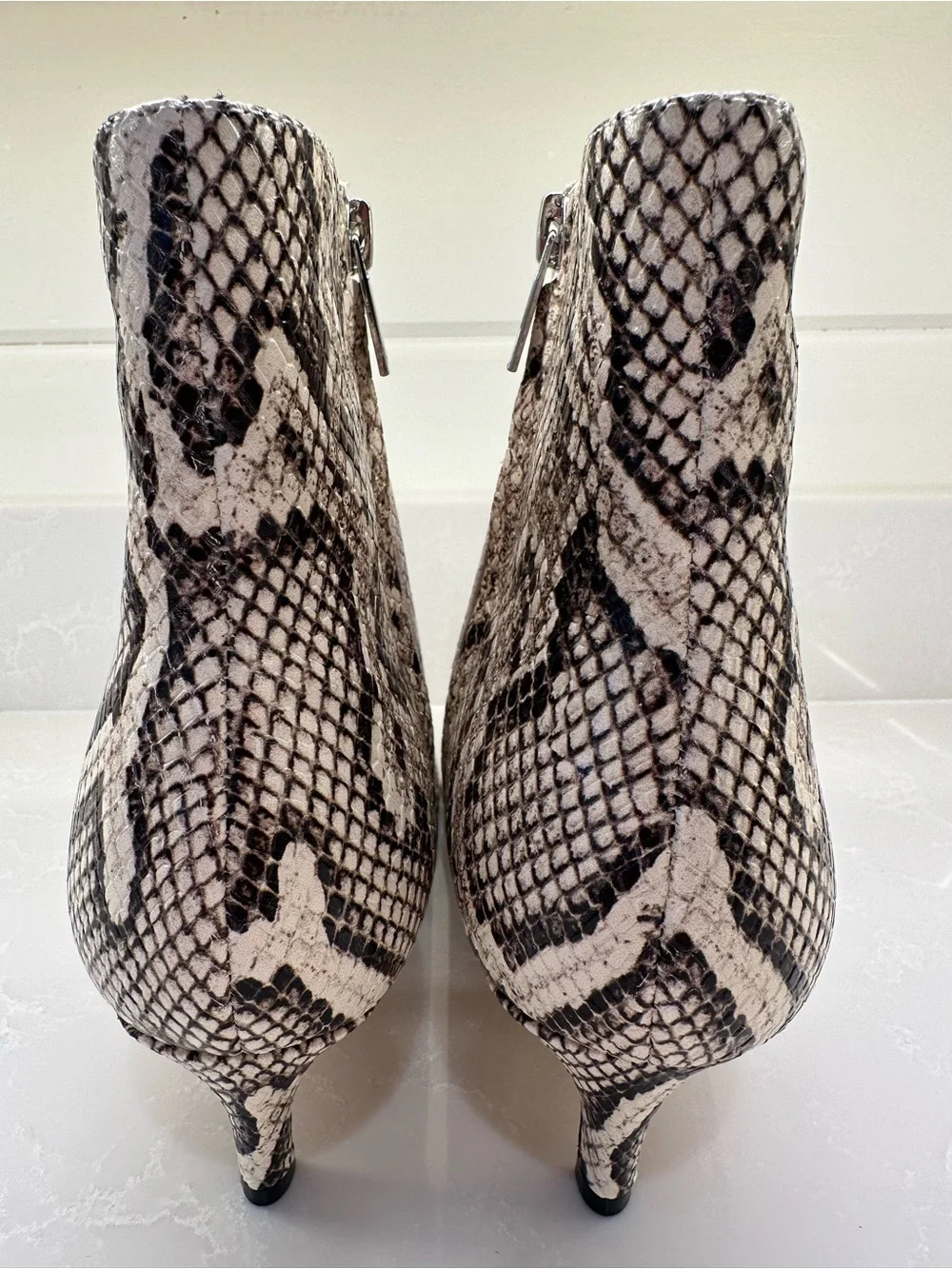 NWT-NIB|| Marc Fisher Itzia Snake-Print Ankle Boot. Size: 9.5M Women’s